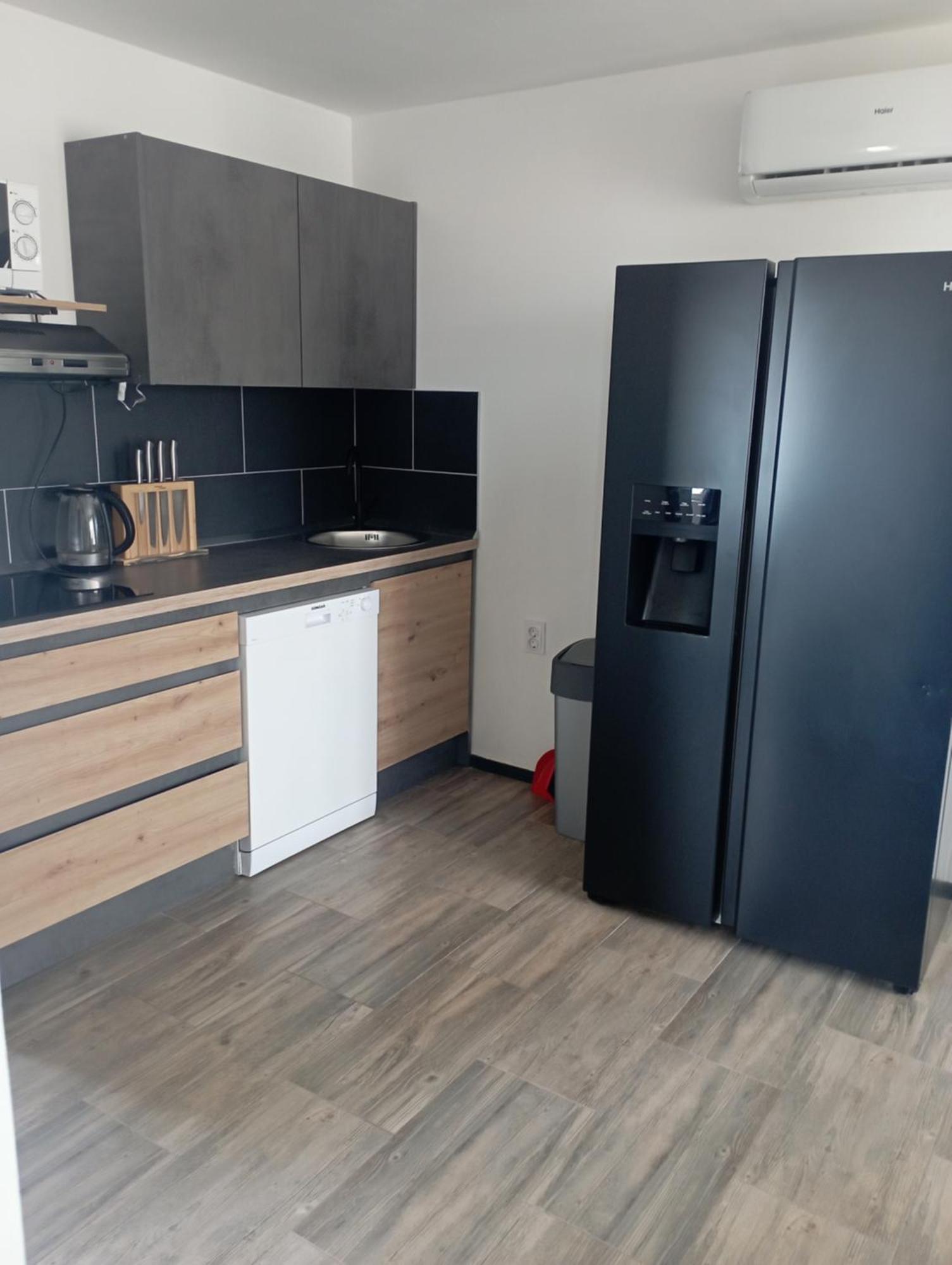 Apartments Frigan Maslenica Exterior photo